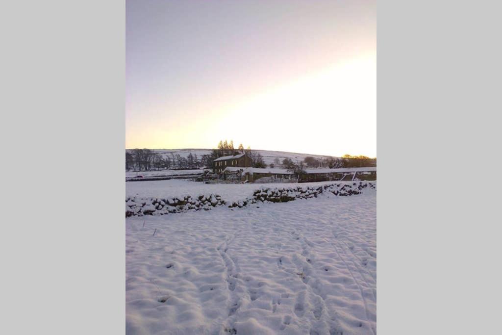 Stones Cottage Farm, Nr Haworth, Family Friendly, Work Friendly, Gaming Barn, Crafting, Free Wifi, Free Parking, Ev Point Oxenhope 外观 照片