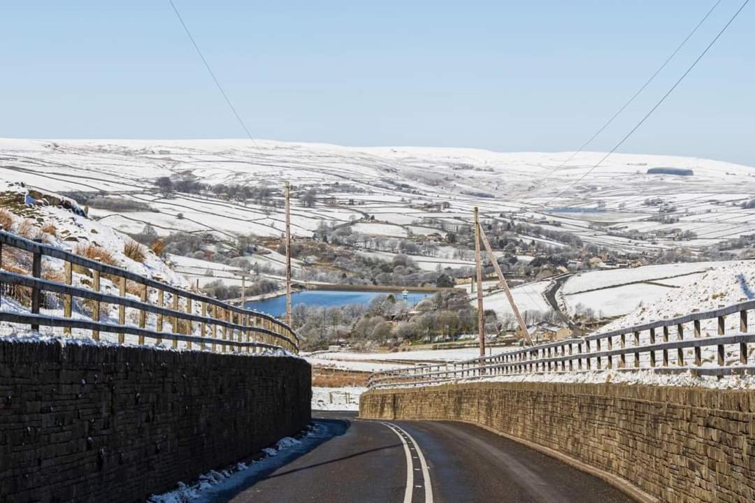 Stones Cottage Farm, Nr Haworth, Family Friendly, Work Friendly, Gaming Barn, Crafting, Free Wifi, Free Parking, Ev Point Oxenhope 外观 照片